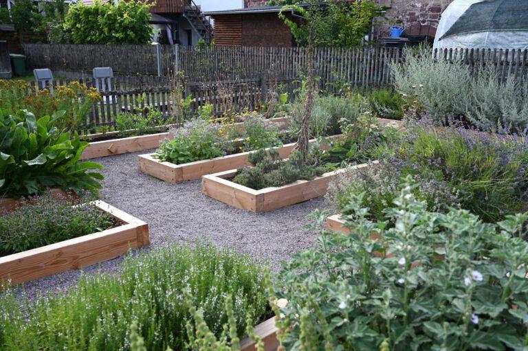 Neue Beetumfassungen