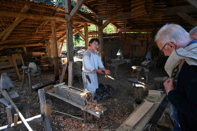 Holzbearbeitung durch den Schreiner