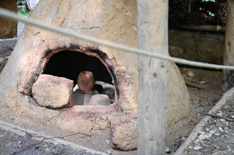 Brennofen für die Keramikgefäße