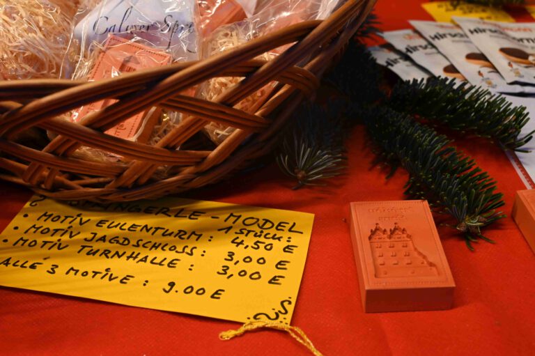 Verschiedene Models mit Klostermotiven für die berühmten "Calwer Springerle"